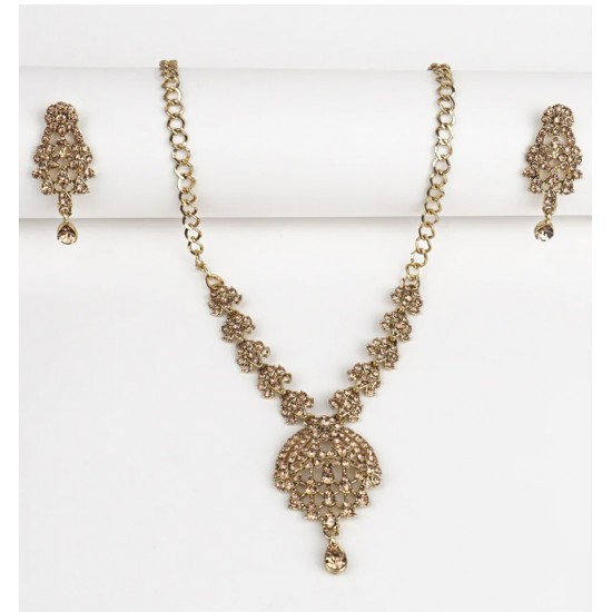Elegant Gold Pakistani Bridal Jewellery Set