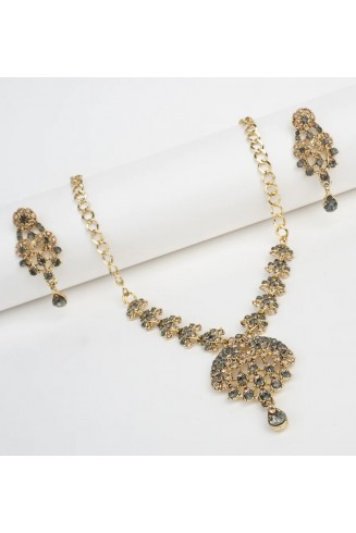 Splendid Grey Asian Wedding Jewellery Set