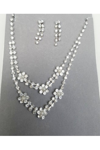 Diamante Flower Necklace & Earrings Set